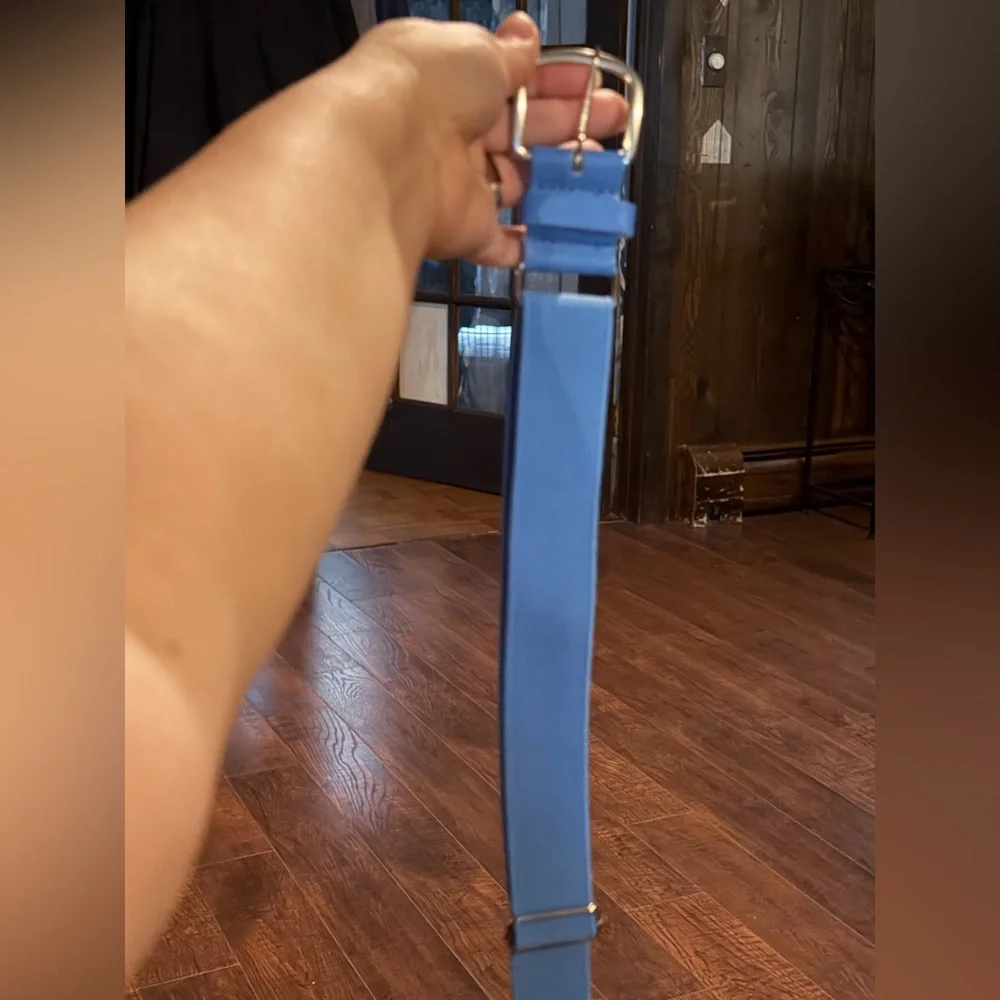Unisex Kids Blue Elastic Stretch Belt with Silver Buckle Size 7